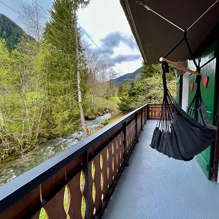 Semesterbostad La Ravine