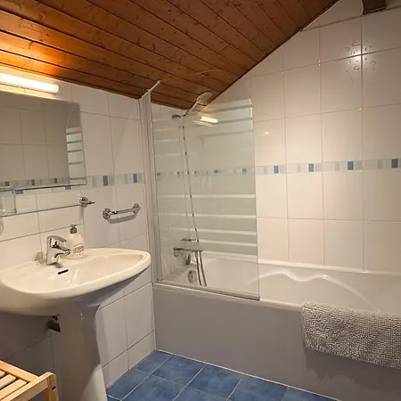 Semesterbostad La Ravine Châtel